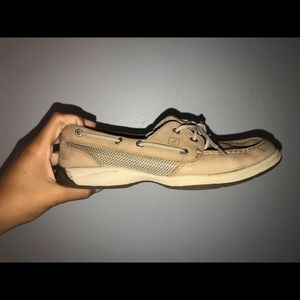 Classic Sperry’s! Well worn- comfortable!!